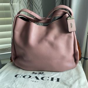 Coach 1941 Bandit 39 with TeaRose Detail